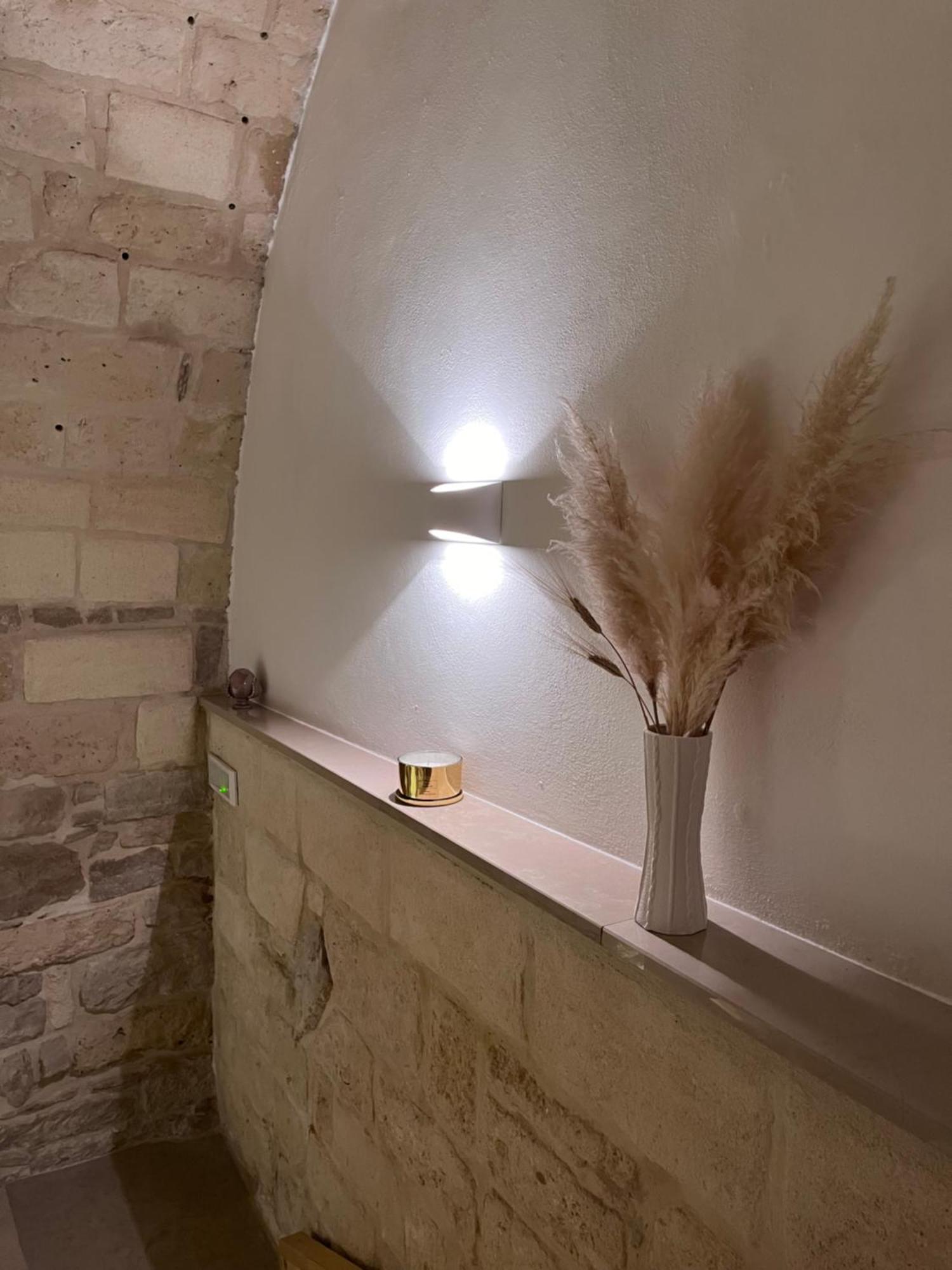 Epoca Suite House Trani Exterior photo